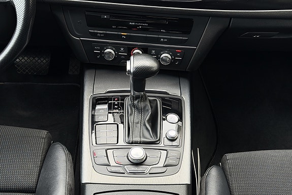 Audi A6 15 of 16