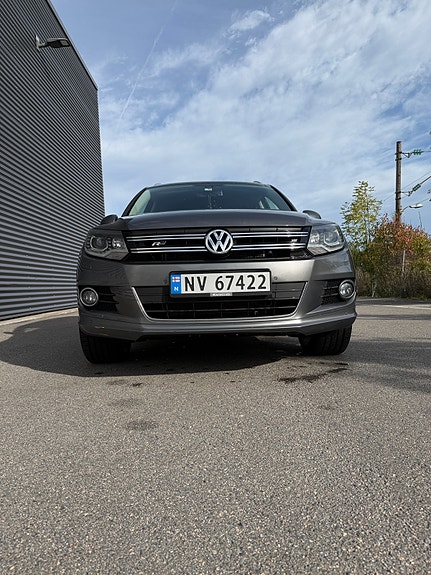 Volkswagen Tiguan 4 of 24