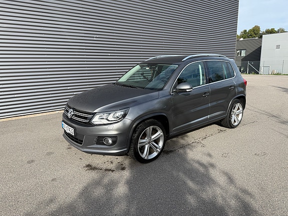 Volkswagen Tiguan 2 of 24