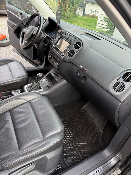 Volkswagen Tiguan 13 of 24