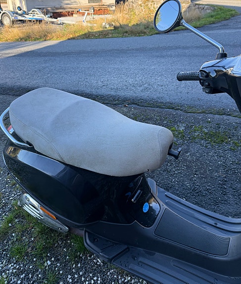 Vespa LX 50 5 of 7