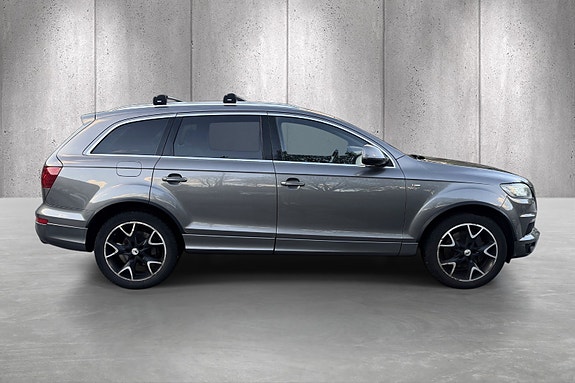Audi Q7 8 of 30