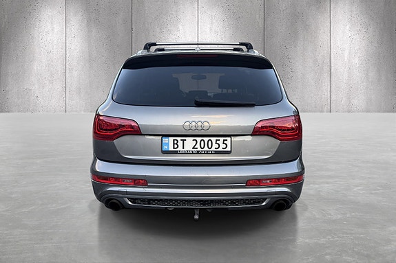 Audi Q7 3 of 30