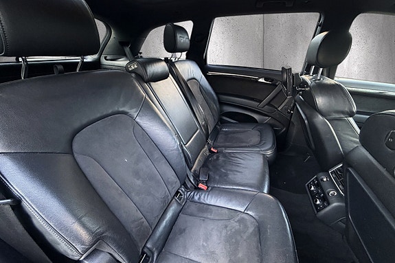 Audi Q7 15 of 30
