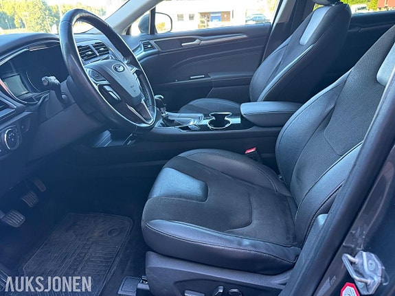 Ford Mondeo 10 of 25