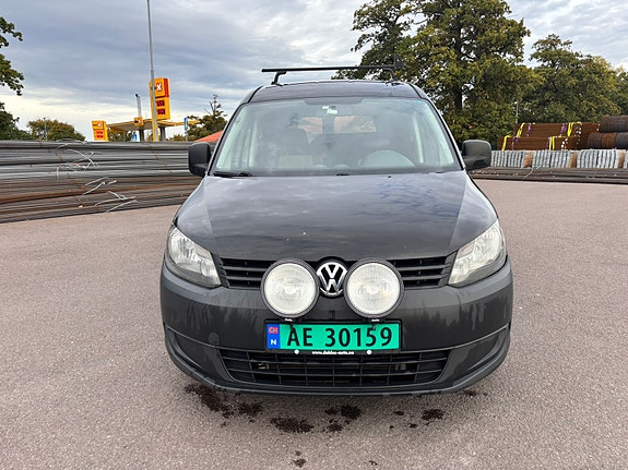 Volkswagen Caddy Maxi 2 of 17