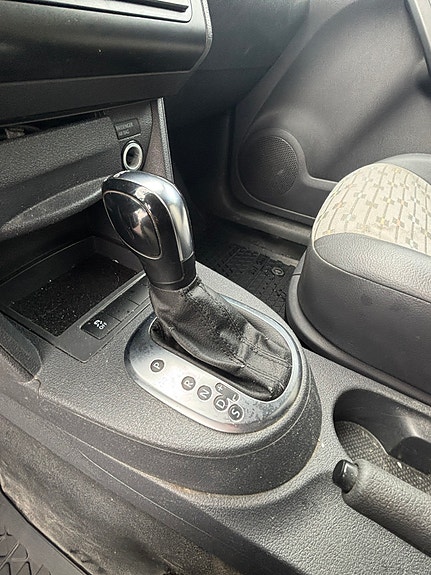 Volkswagen Caddy Maxi 13 of 17