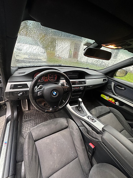 BMW 325d 8 of 15