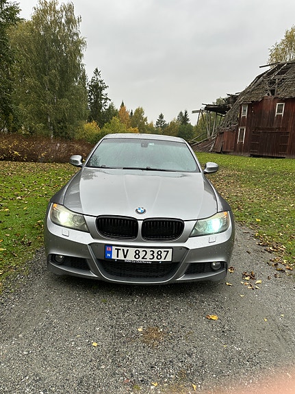 BMW 325d 5 of 15