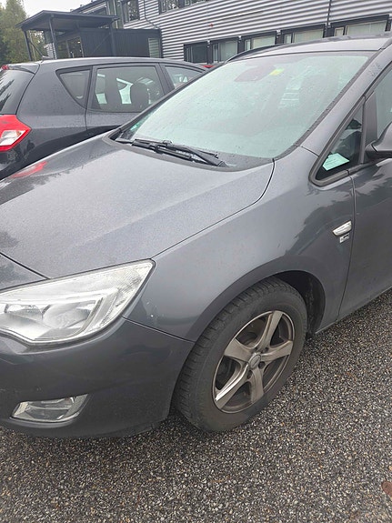Opel Astra 3 of 12