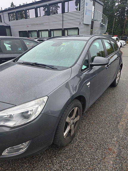 Opel Astra 6 of 12