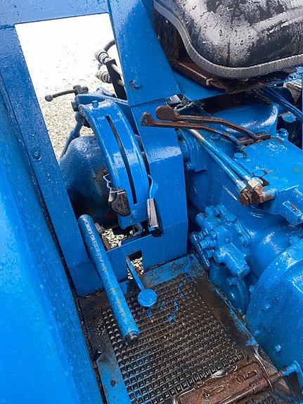 Ford 4600 12 of 25
