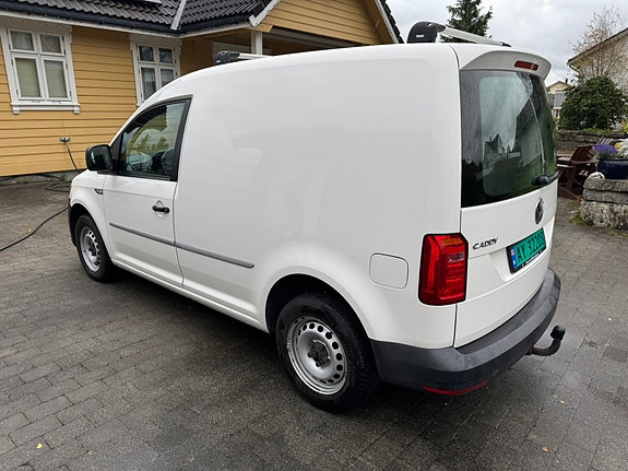 Volkswagen Caddy 5 of 12