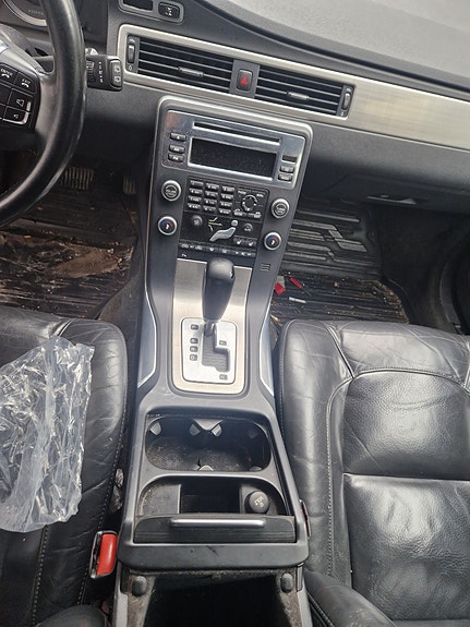 Volvo V70 28 of 30