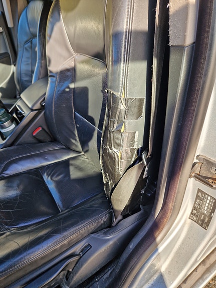 Volvo V70 13 of 30