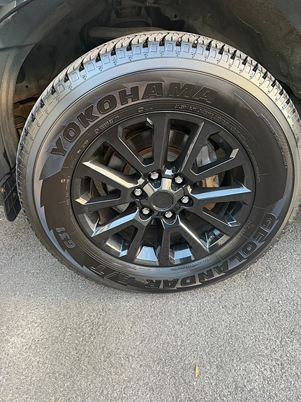 Toyota Land Cruiser 22 of 23