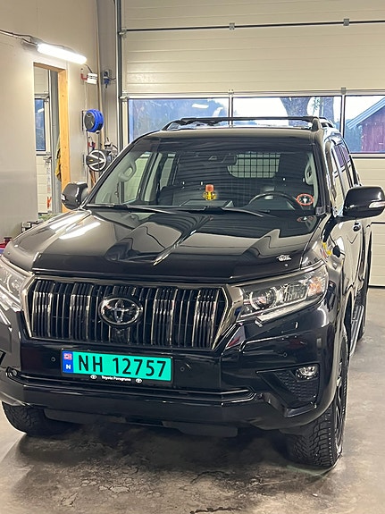 Toyota Land Cruiser 6 of 23