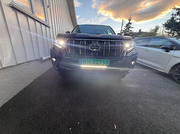 Toyota Land Cruiser 18 of 23