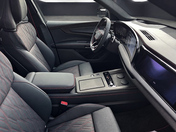 Audi Q7 9 of 21