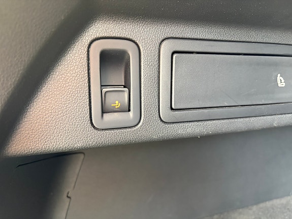 Volkswagen Tiguan 12 of 30