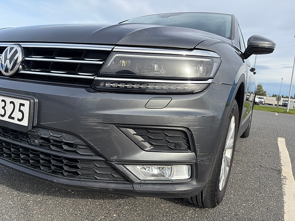 Volkswagen Tiguan 10 of 30