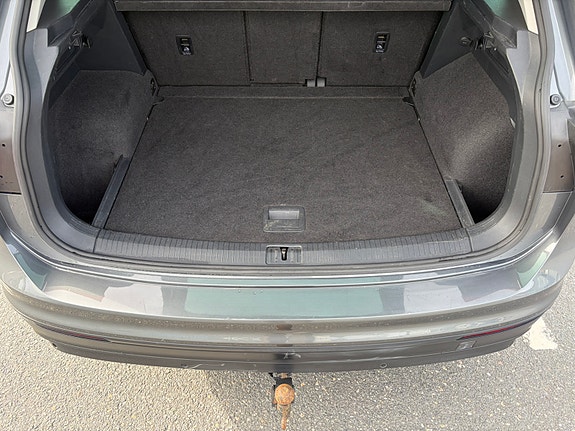 Volkswagen Tiguan 11 of 30