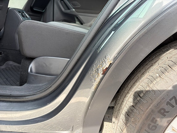 Volkswagen Tiguan 28 of 30