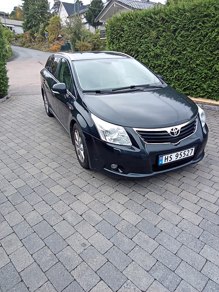 Toyota Avensis 19 of 19