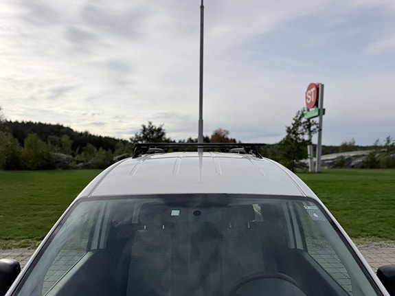Volkswagen Caddy Maxi 9 of 21