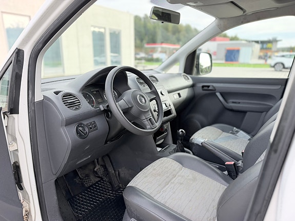 Volkswagen Caddy Maxi 15 of 21