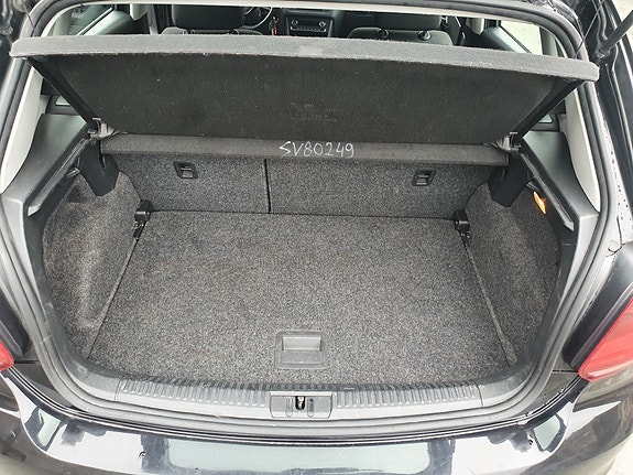 Volkswagen Polo 13 of 23