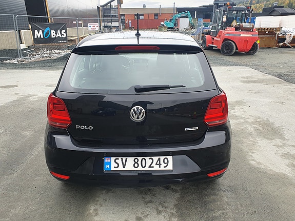 Volkswagen Polo 3 of 23