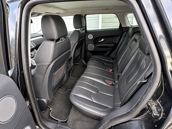 Land Rover Range Rover Evoque 4 of 10