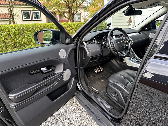 Land Rover Range Rover Evoque 5 of 10