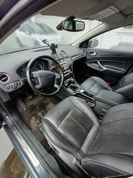 Ford Mondeo 11 of 13