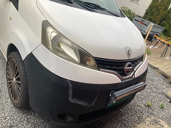 Nissan NV200 5 of 8