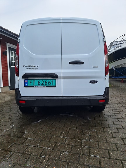 Ford Transit Connect 6 of 23