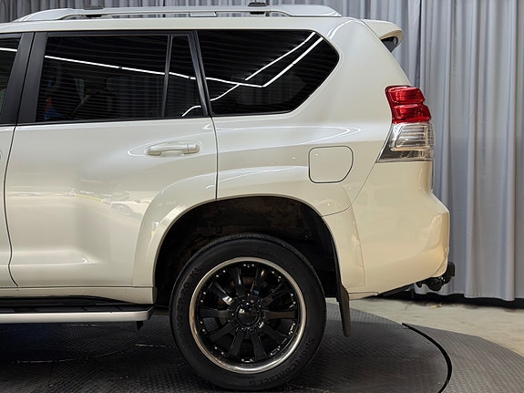 Toyota Land Cruiser 24 of 30