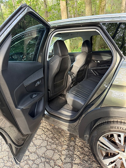 Peugeot 3008 12 of 18