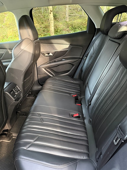 Peugeot 3008 14 of 18