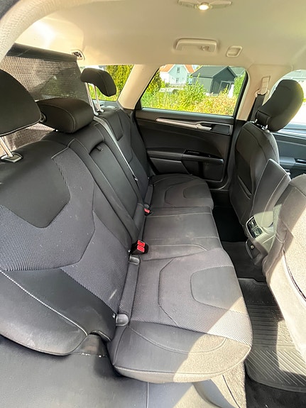 Ford Mondeo 17 of 19