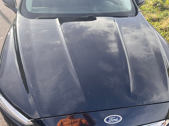 Ford Mondeo 13 of 19