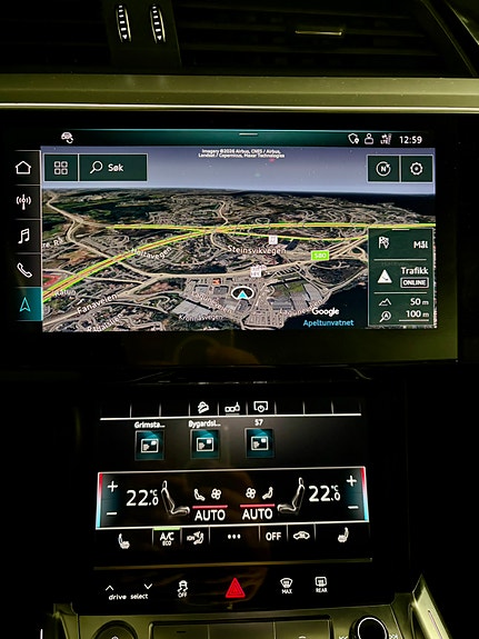 Audi e-tron 17 of 26