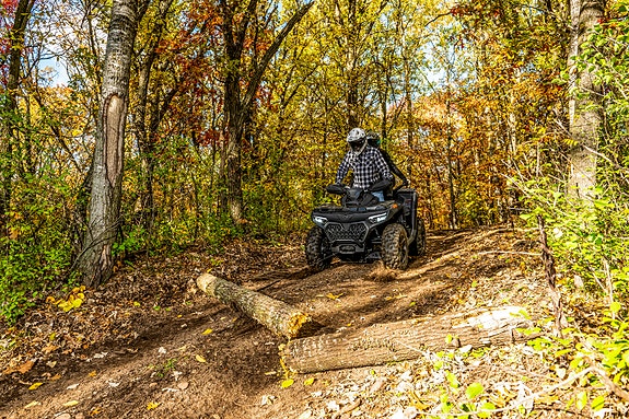 CFMOTO CFORCE 850 EPS BLACK EDITION 9 of 9