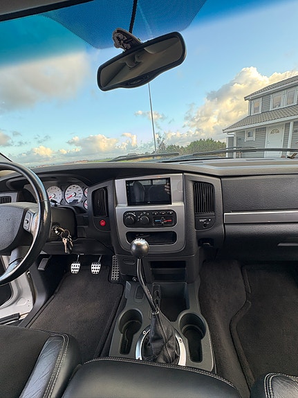 Dodge RAM SRT-10 10 of 20