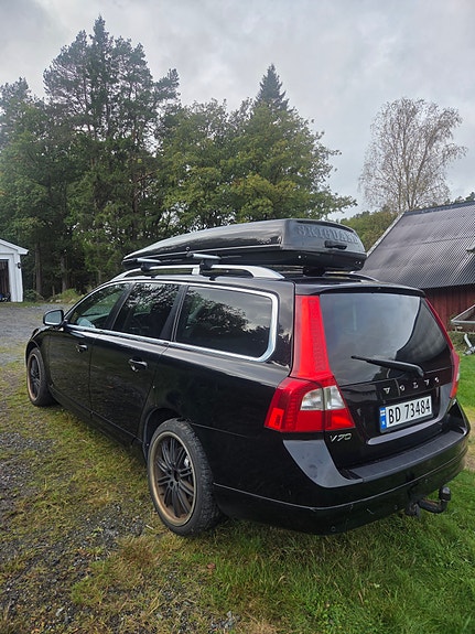 Volvo V70 4 of 15