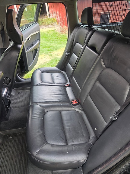 Volvo V70 13 of 15