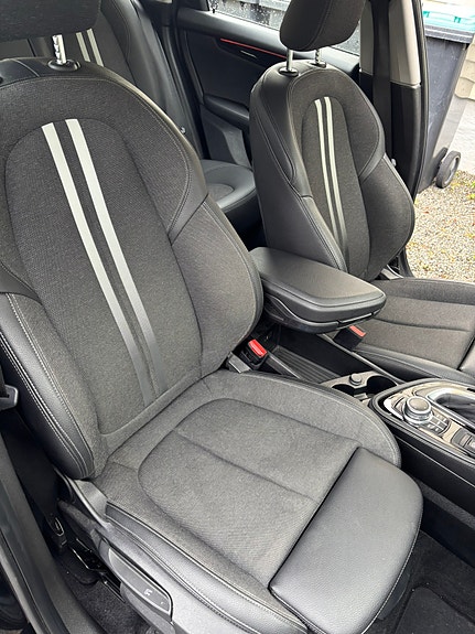 BMW 225xe 17 of 30