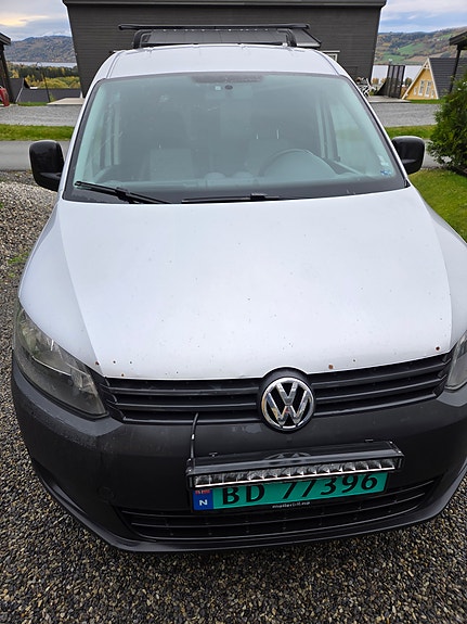 Volkswagen Caddy Maxi 2 of 21