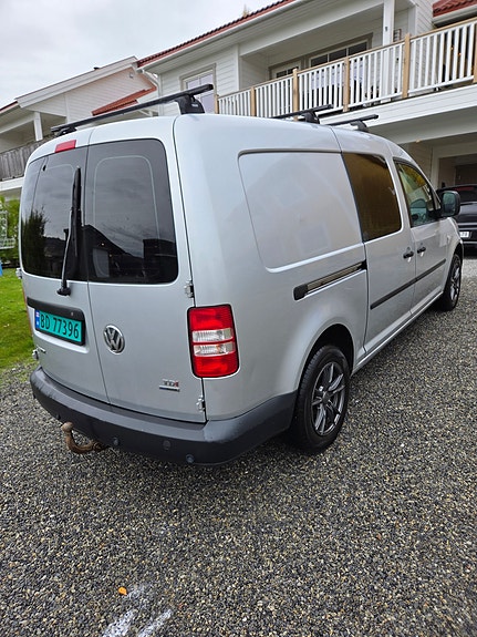 Volkswagen Caddy Maxi 8 of 21